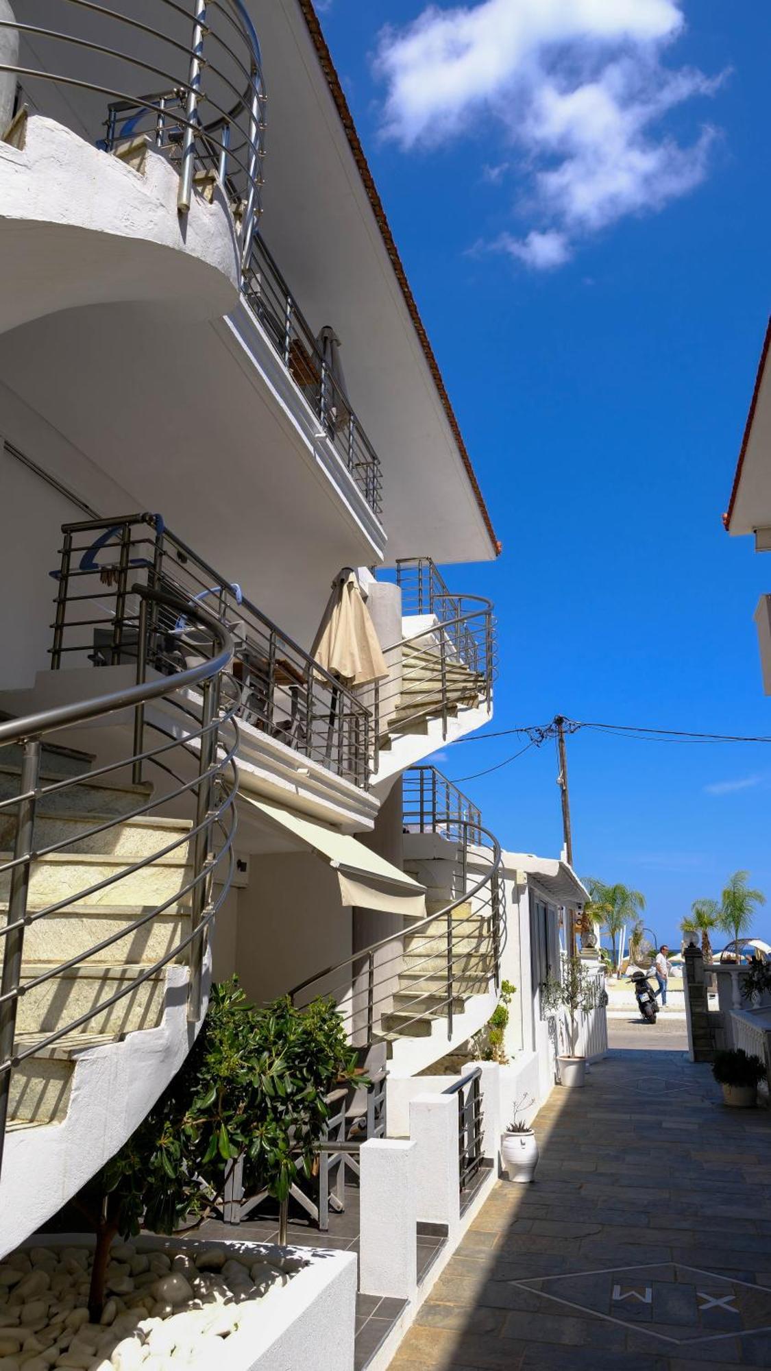 Cocoon Hotel-Beach Bar Sarti Exterior photo